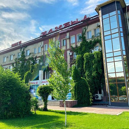 Hotel Zhambyl Taraz Eksteriør bilde